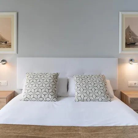 Maribel Pocillos Puerto del Carmen (Lanzarote)